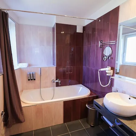 Boutique Ambiente ****+ Hotel 4*