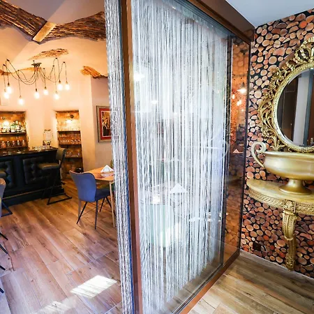 Boutique Ambiente ****+ Hotel